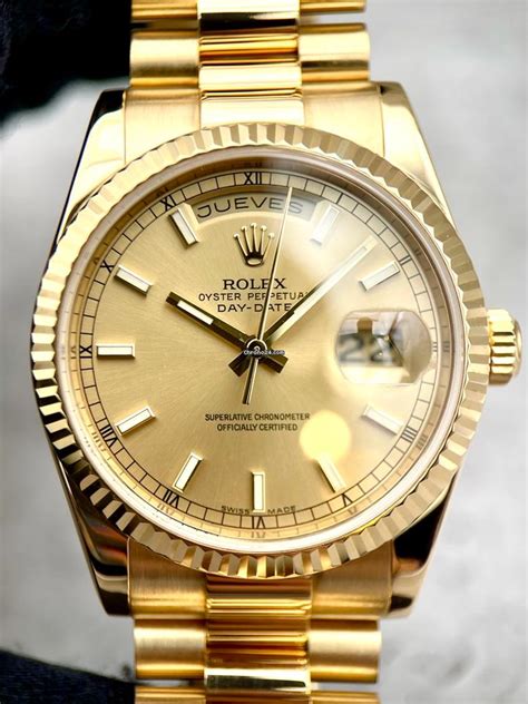 Acquista Rolex Presidential su Chrono24.